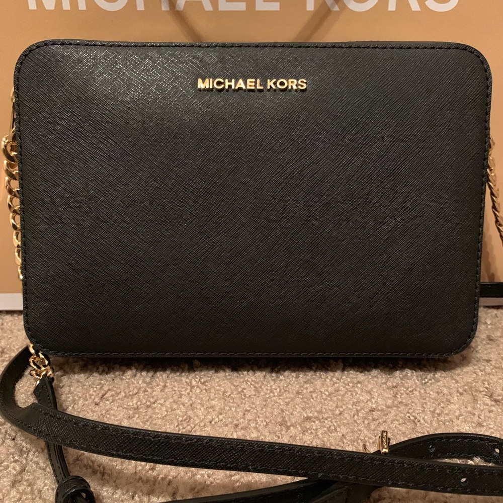 Michael Kors Jet Set BLACK LG EW Crossbody Leather